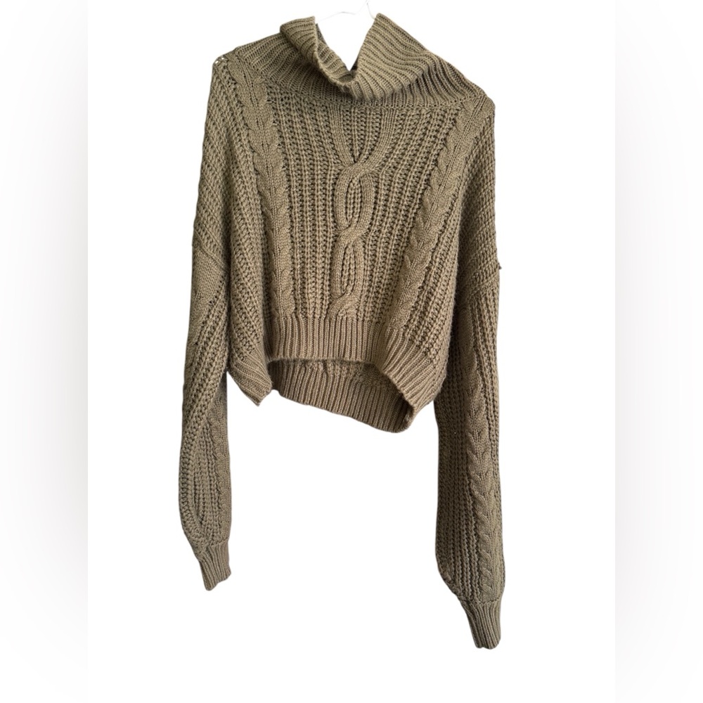 Fashion Nova XL Chunky Knit Cable Crop Sweater